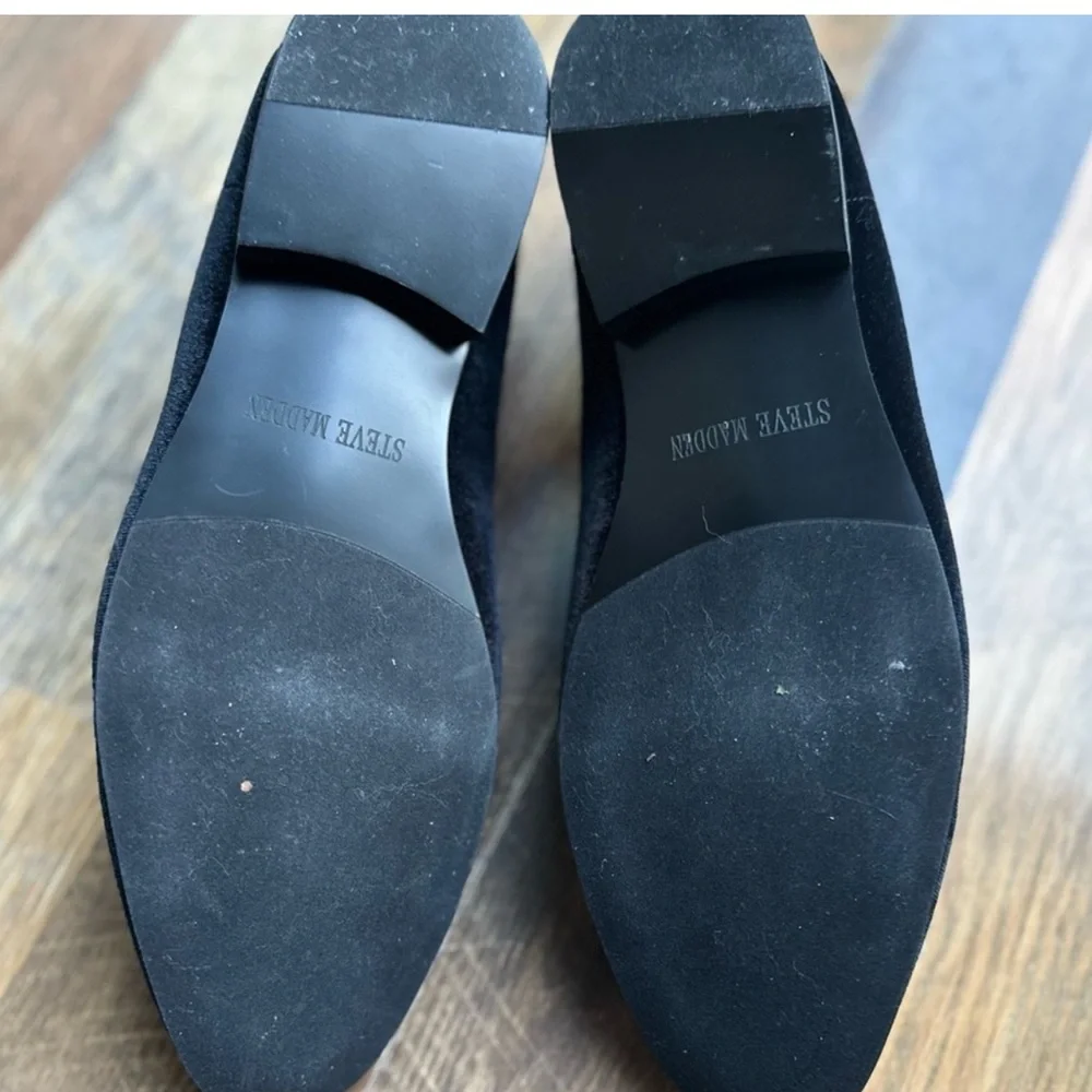 Steve Madden Black Velvet Slip-On Loafers – Size 9.5 MENS